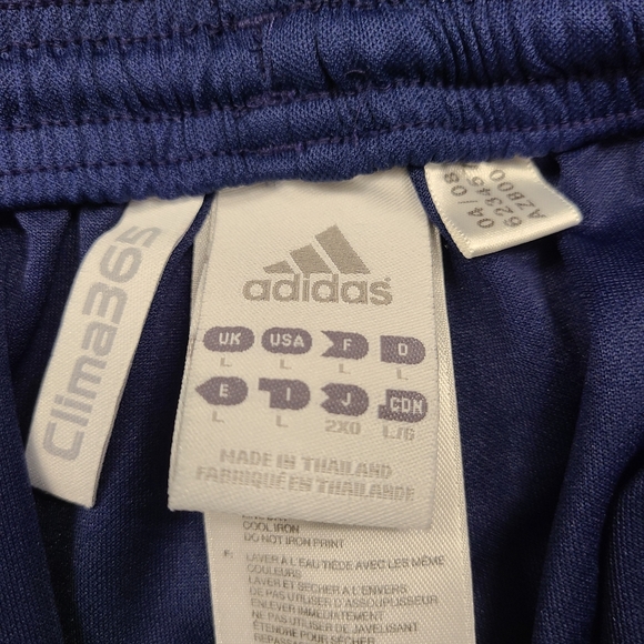 Adidas Clima365 Women's Navy Shorts Size Large - Picture 8 of 9